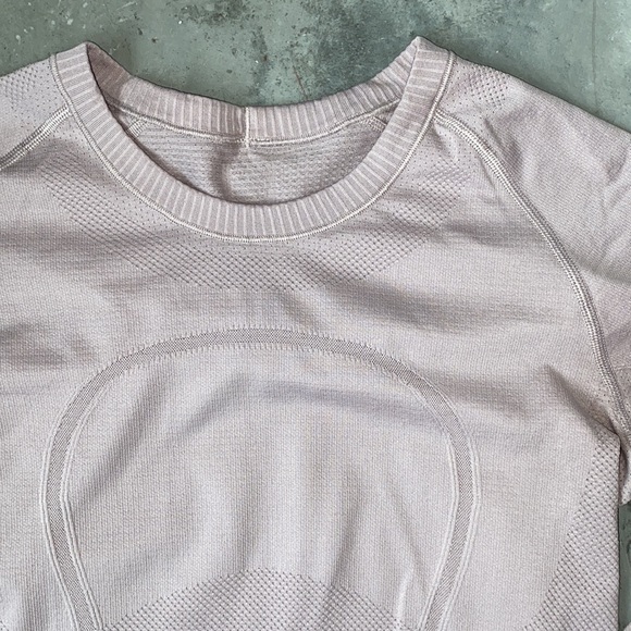 Lululemon Swiftly Tech Long Sleeve Shirt - Picture 2 of 2